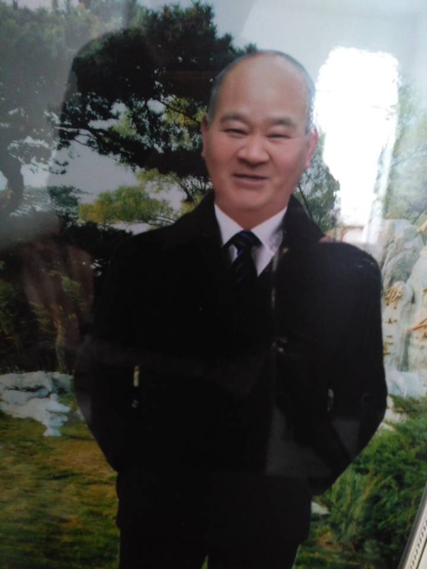 老方丈的第一张照片--烟台相亲服务中心