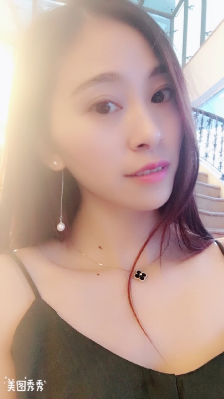 隨風的云的第一张照片--烟台相亲服务中心