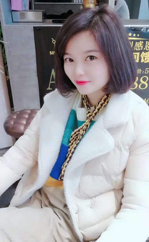 认真的雪的第一张照片--烟台相亲服务中心