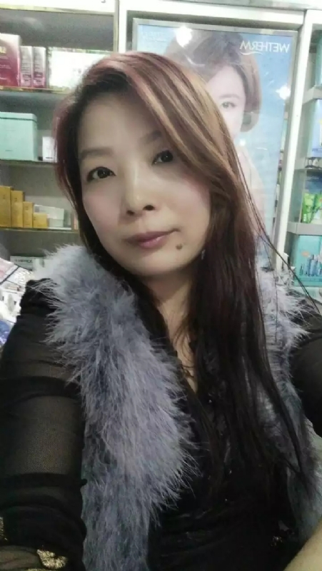 胡静的第二张照片--烟台相亲服务中心