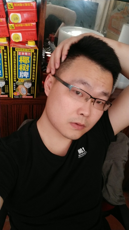 沉默的海的第二张照片--烟台相亲服务中心