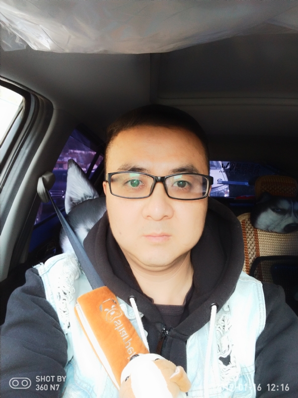 香烟最懂男人心的第一张照片--烟台相亲服务中心