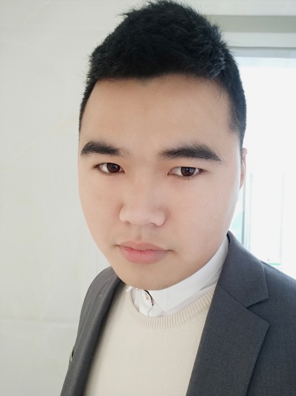 啊辉的第一张照片--烟台相亲服务中心