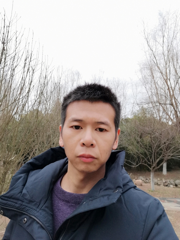 寞峰的第一张照片--烟台相亲服务中心