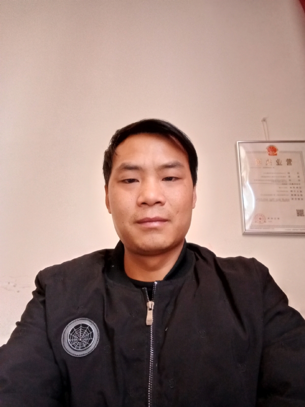 追寻爱情她在哪里的第一张照片--烟台相亲服务中心