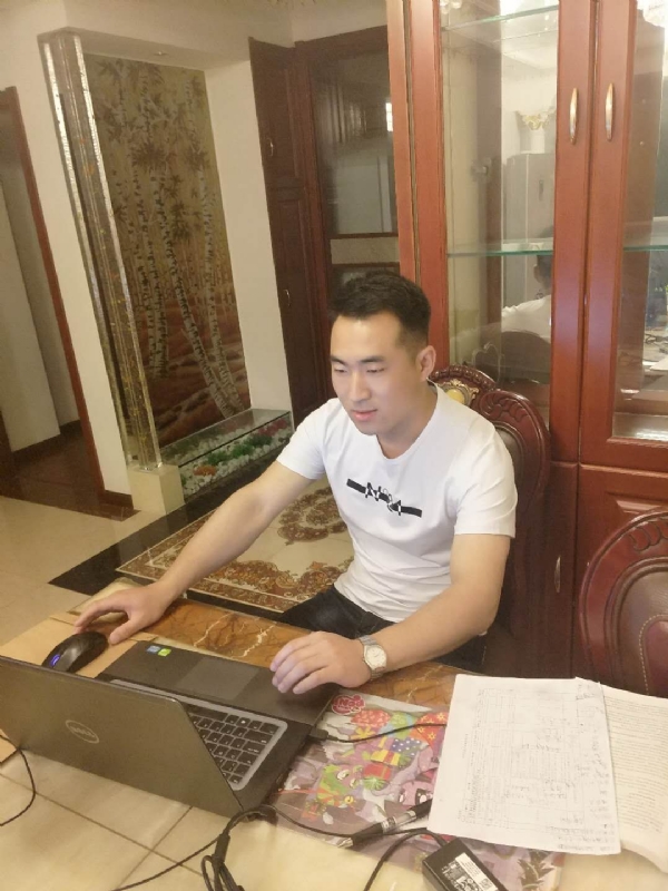 蓝色海洋的第一张照片--烟台相亲服务中心