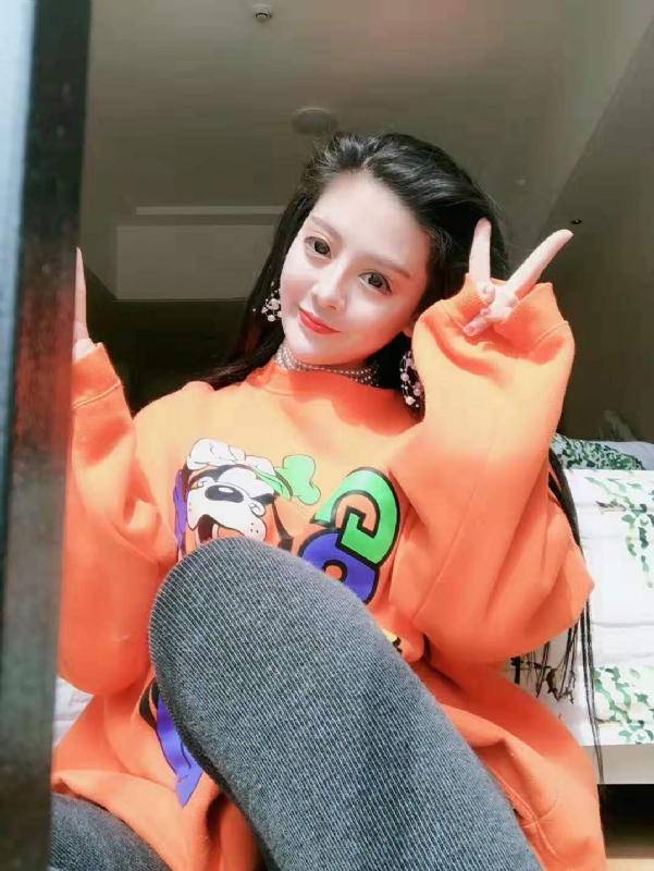 李梦瑶的第四张照片--烟台相亲服务中心