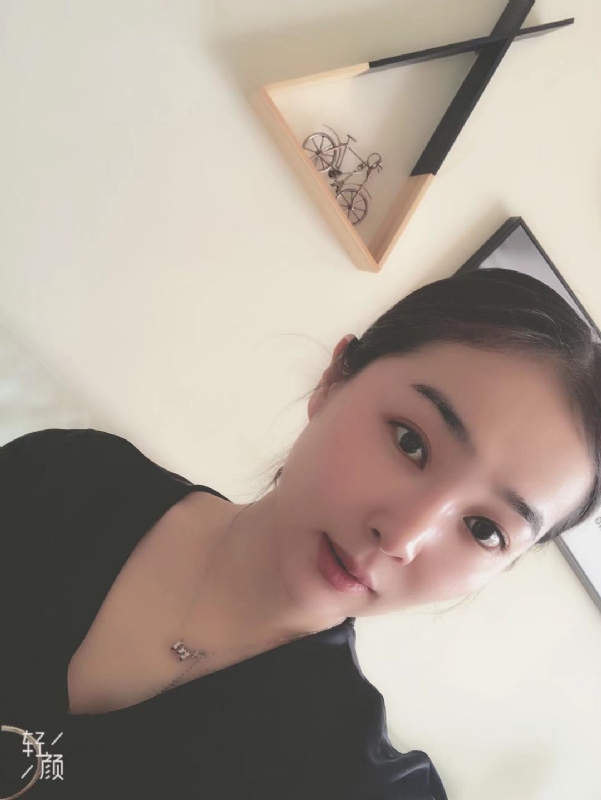 相拥未来的第三张照片--烟台相亲服务中心