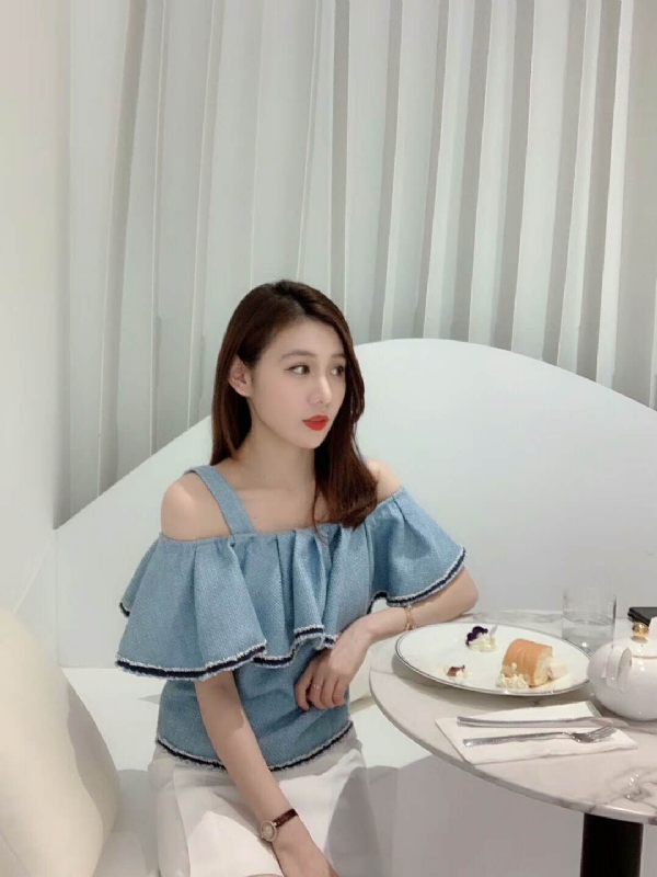 Emily的第一张照片--烟台相亲服务中心