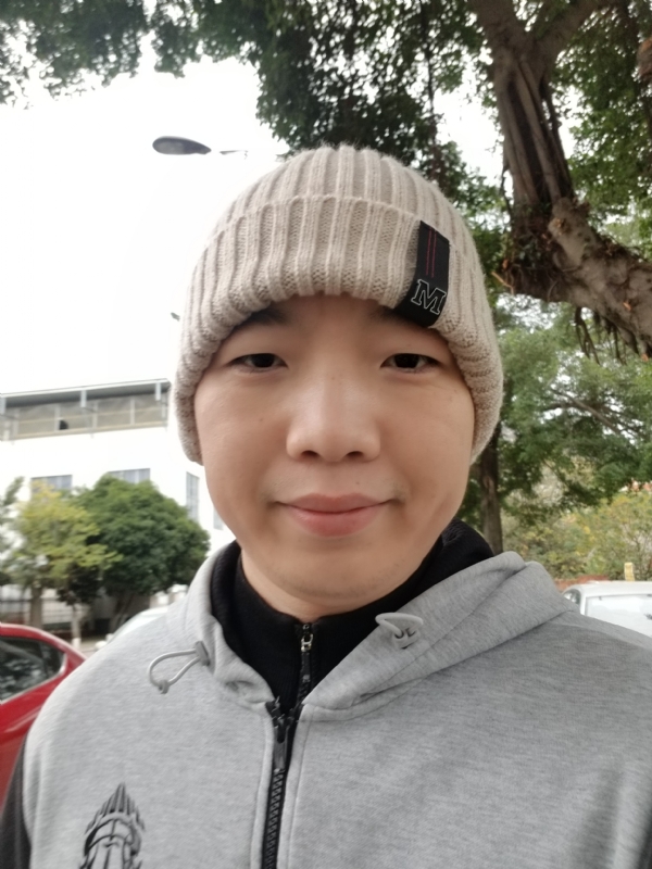 爱笑的老虎的第一张照片--烟台相亲服务中心