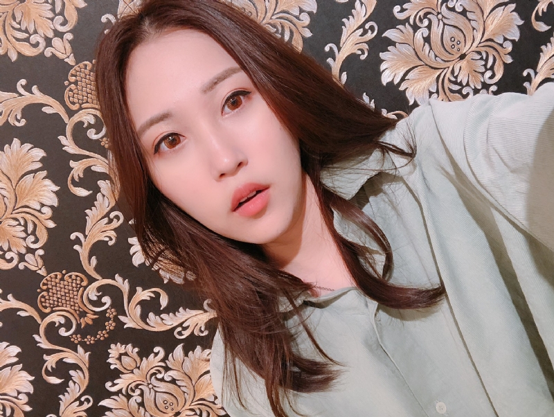 張婕兒的第一张照片--烟台相亲服务中心