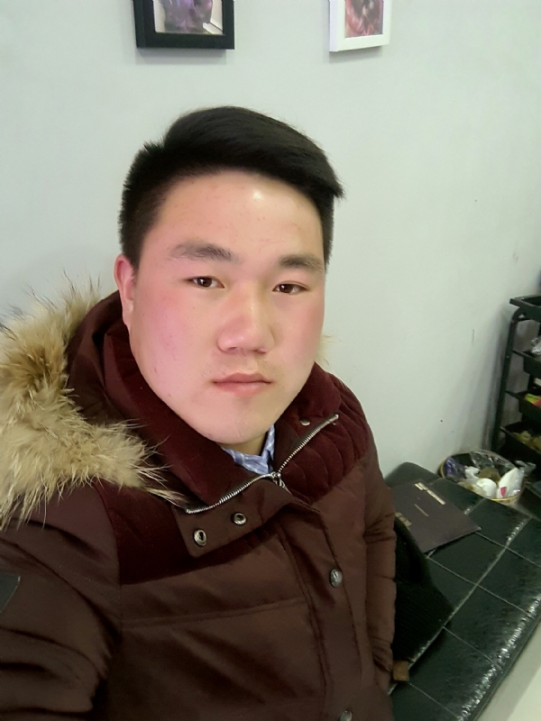 小飞的第一张照片--烟台相亲服务中心