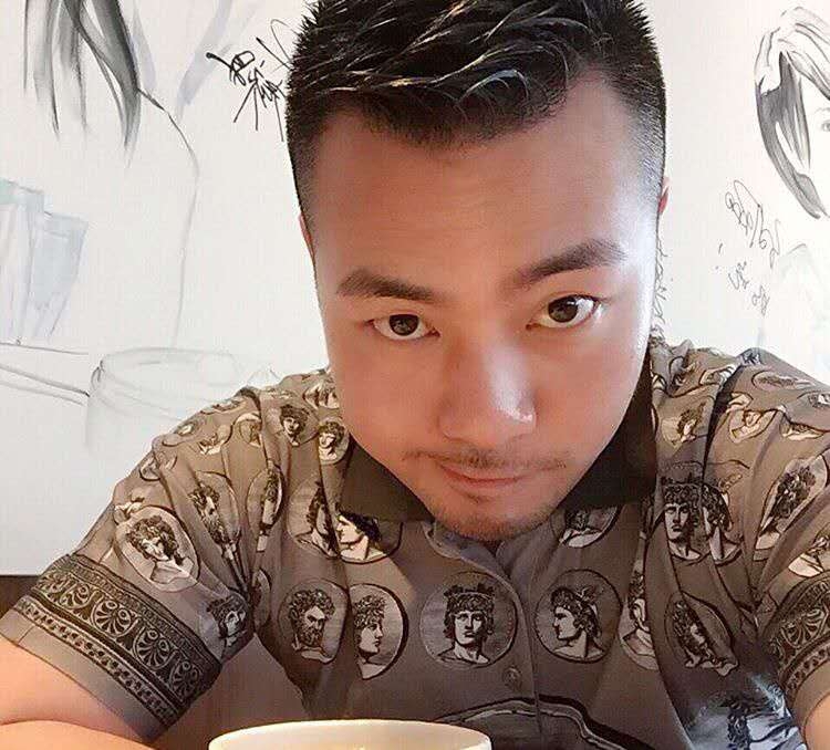 刘江平的第一张照片--烟台相亲服务中心