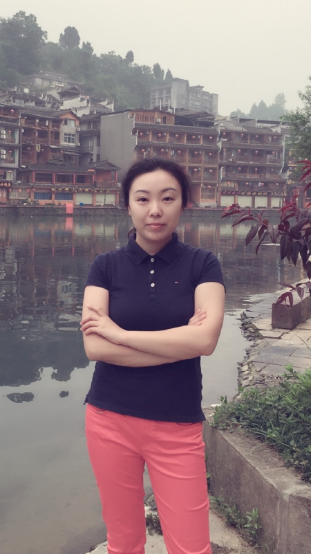 乐妞的第一张照片--烟台相亲服务中心