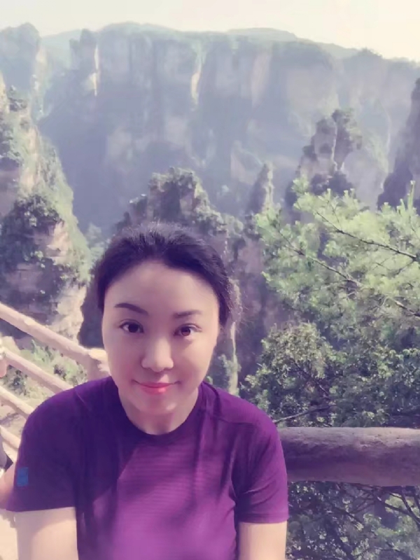 乐妞的第二张照片--烟台相亲服务中心