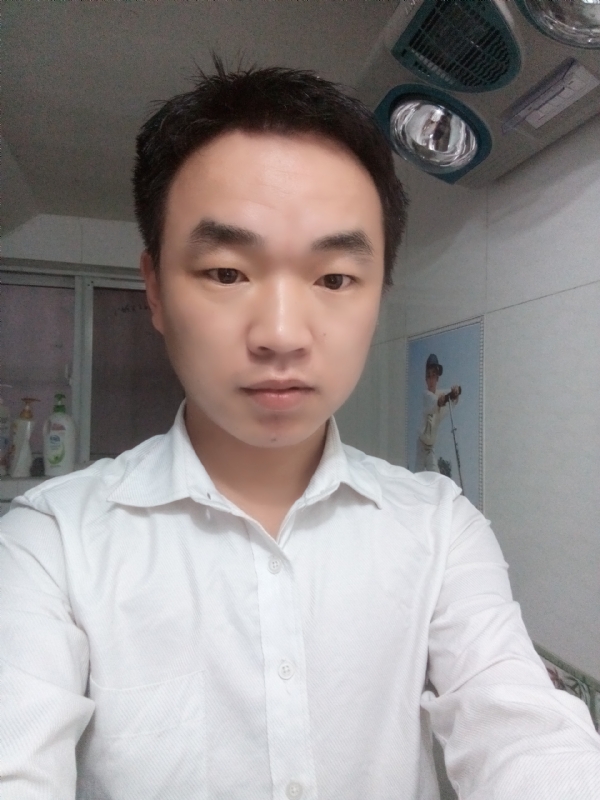 夜凉露沾衣的第二张照片--烟台相亲服务中心