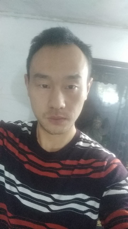 张浩浩的第一张照片--烟台相亲服务中心