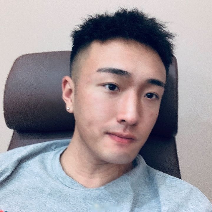 单公子的第一张照片--烟台相亲服务中心
