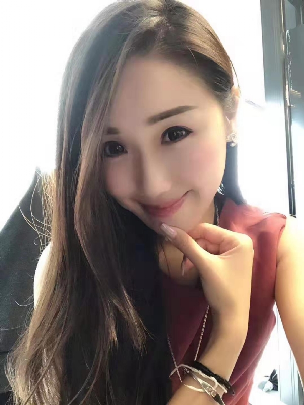 彩蝶的第一张照片--烟台相亲服务中心