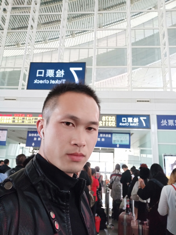 一叶知秋的第一张照片--烟台相亲服务中心