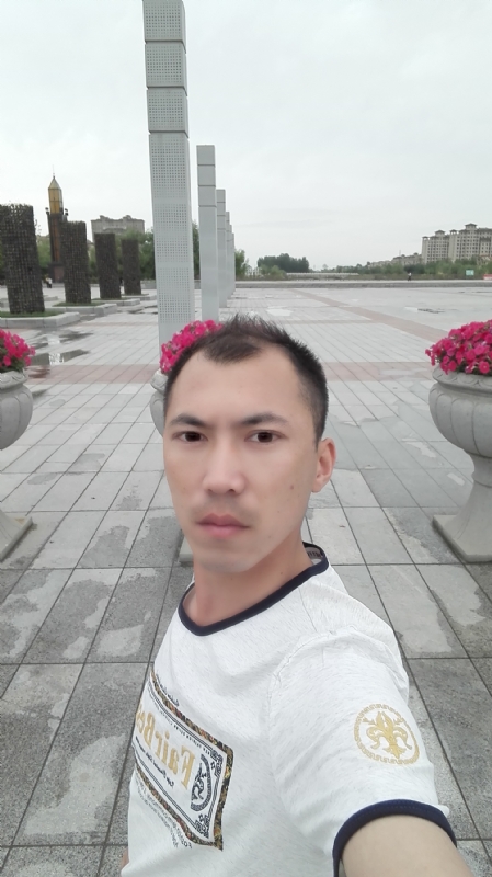 天平的第一张照片--烟台相亲服务中心