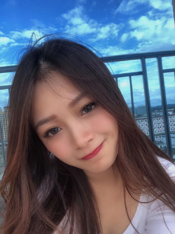 温柔诗函的第一张照片--烟台相亲服务中心