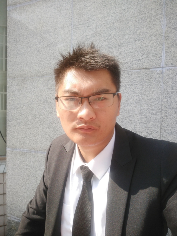 孤独的人的第一张照片--烟台相亲服务中心