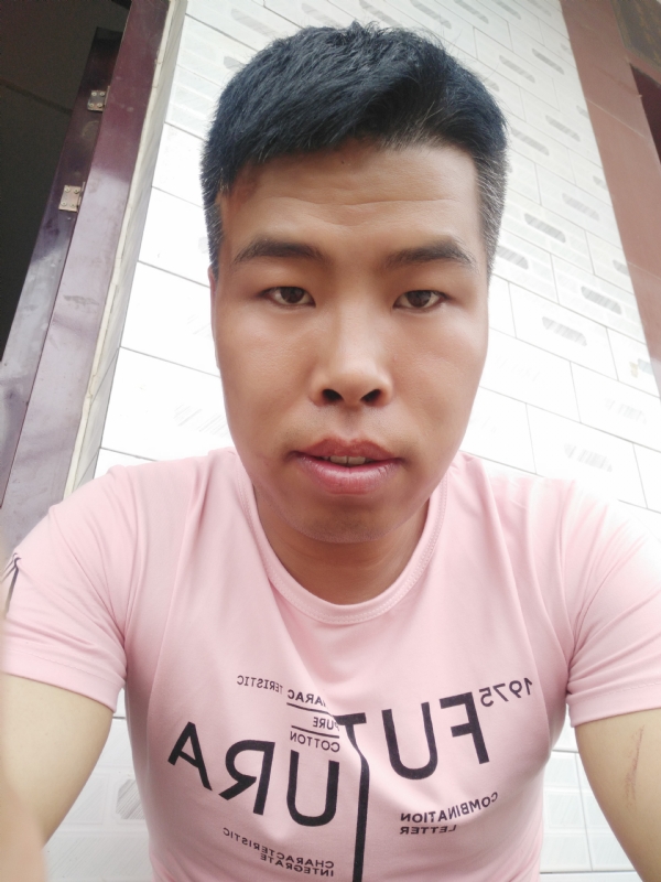 守护爱情的第一张照片--烟台相亲服务中心