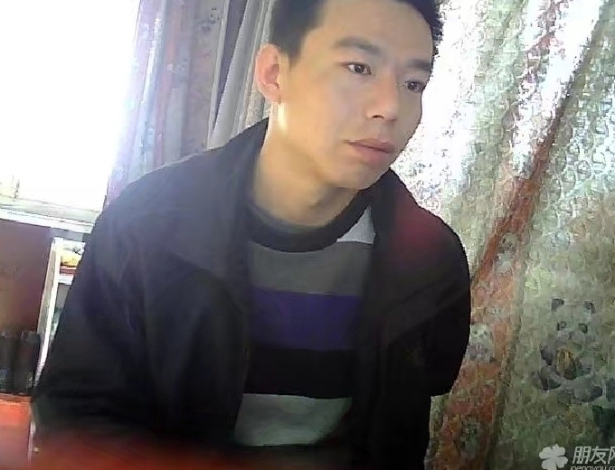 向钱奔跑的第一张照片--烟台相亲服务中心