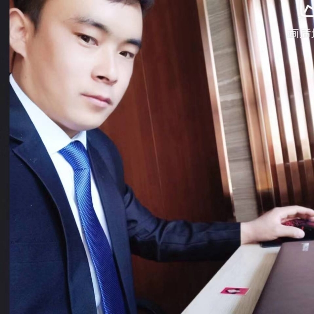 会哭的幸福的第一张照片--烟台相亲服务中心