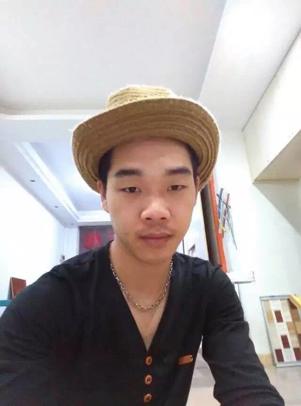 相知相伴的第一张照片--烟台相亲服务中心