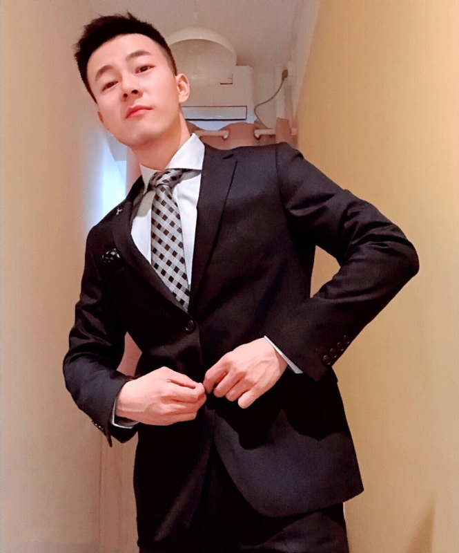 老谢家的天之蛟子的第一张照片--烟台相亲服务中心