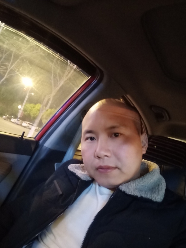 平平淡淡的第二张照片--烟台相亲服务中心