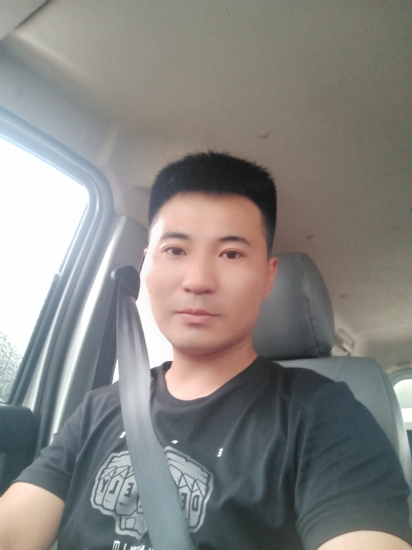 等风也等你的第一张照片--烟台相亲服务中心