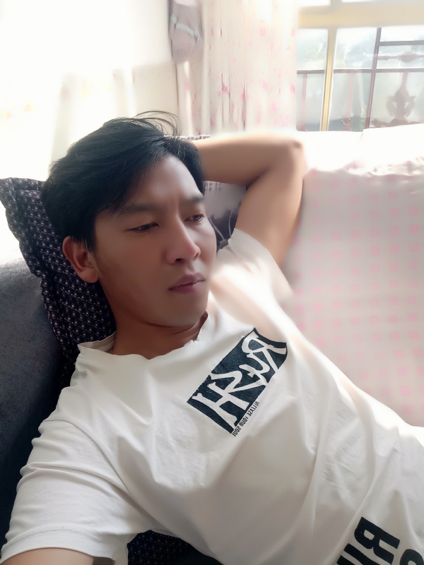 大通的第一张照片--烟台相亲服务中心