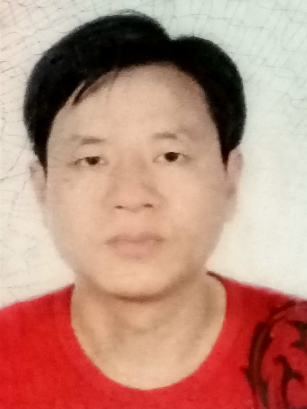 深拥你入怀的第三张照片--烟台相亲服务中心