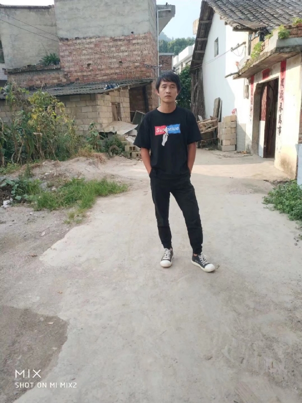 活活该的第一张照片--烟台相亲服务中心