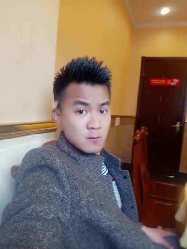 只为等你的第三张照片--烟台相亲服务中心