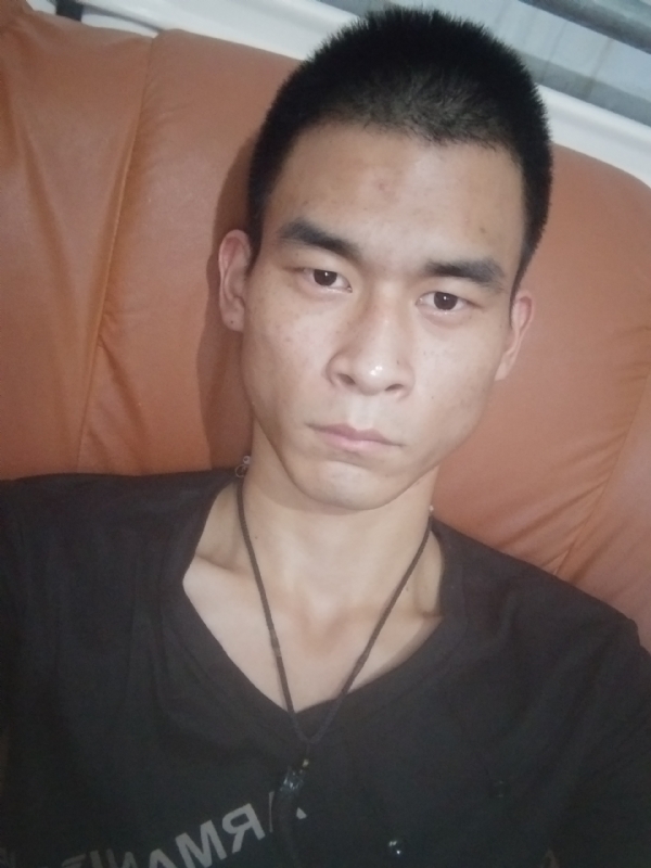 单身狗一枚的第三张照片--烟台相亲服务中心