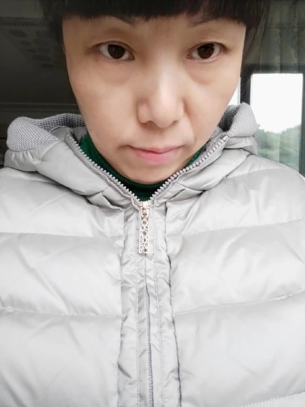 一抹幽蓝的第一张照片--烟台相亲服务中心