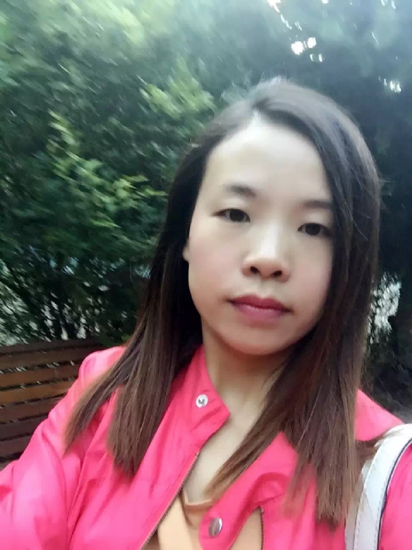褪色的回忆的第一张照片--烟台相亲服务中心