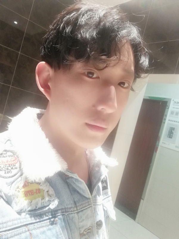 鲸落ii的第一张照片--烟台相亲服务中心
