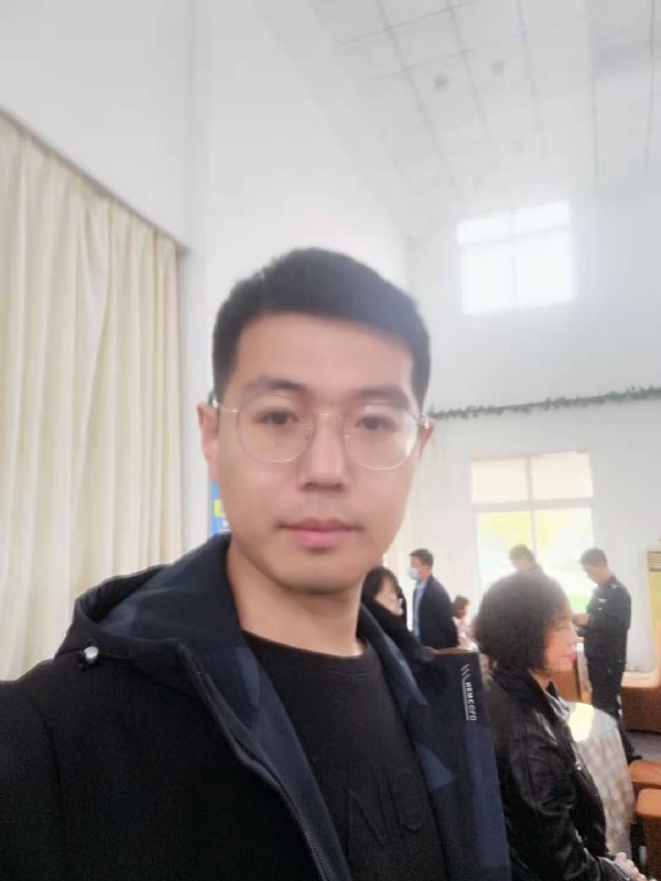 开心的你的第二张照片--烟台相亲服务中心