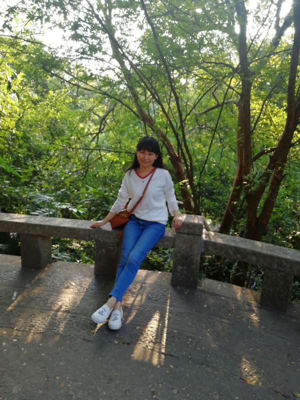 夏陌的第一张照片--烟台相亲服务中心