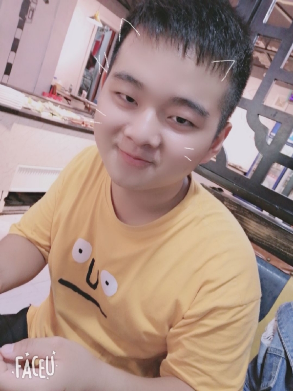 小源小源的第一张照片--烟台相亲服务中心