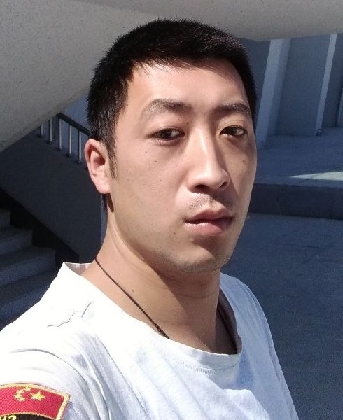 小小的第一张照片--烟台相亲服务中心
