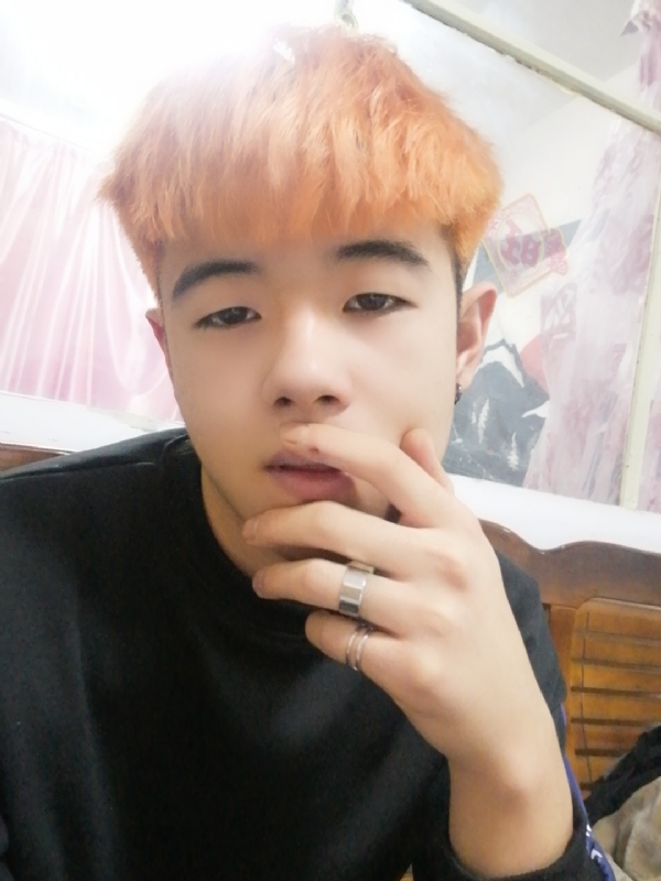 钟宇诗的第一张照片--烟台相亲服务中心