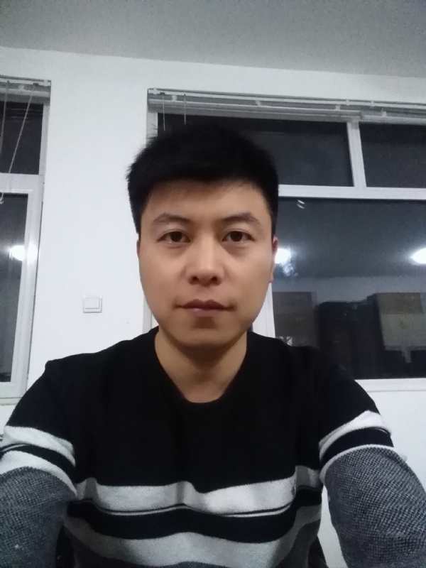 呵呵的第一张照片--烟台相亲服务中心