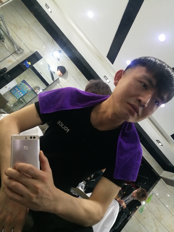 未来可期的我的第四张照片--烟台相亲服务中心