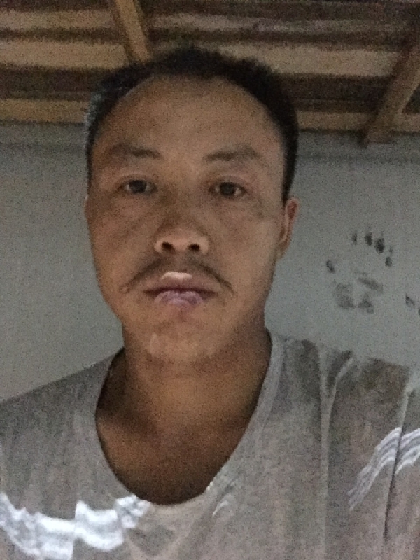 老曹的第二张照片--烟台相亲服务中心